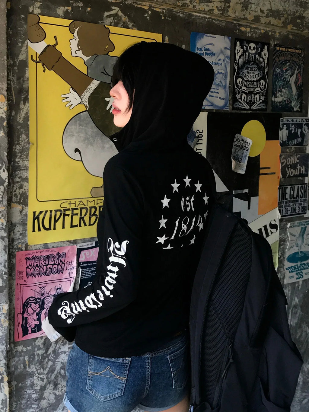 Genayooa American Retro T-shirt Women Hooded Print Graphic Tops Y2k Vintage Tops Streetwear Japanese 2000s Grunge Tops E-girls