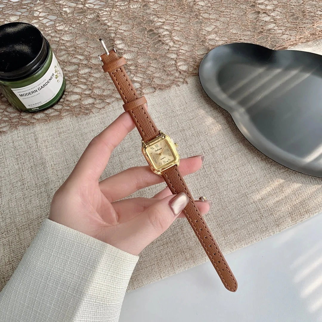 ساعة نسائية صغيرة مربعة المينا، سوار جلدي رفيع، ساعة يد أنيقة كوارتز، ساعة نسائية كاجوال