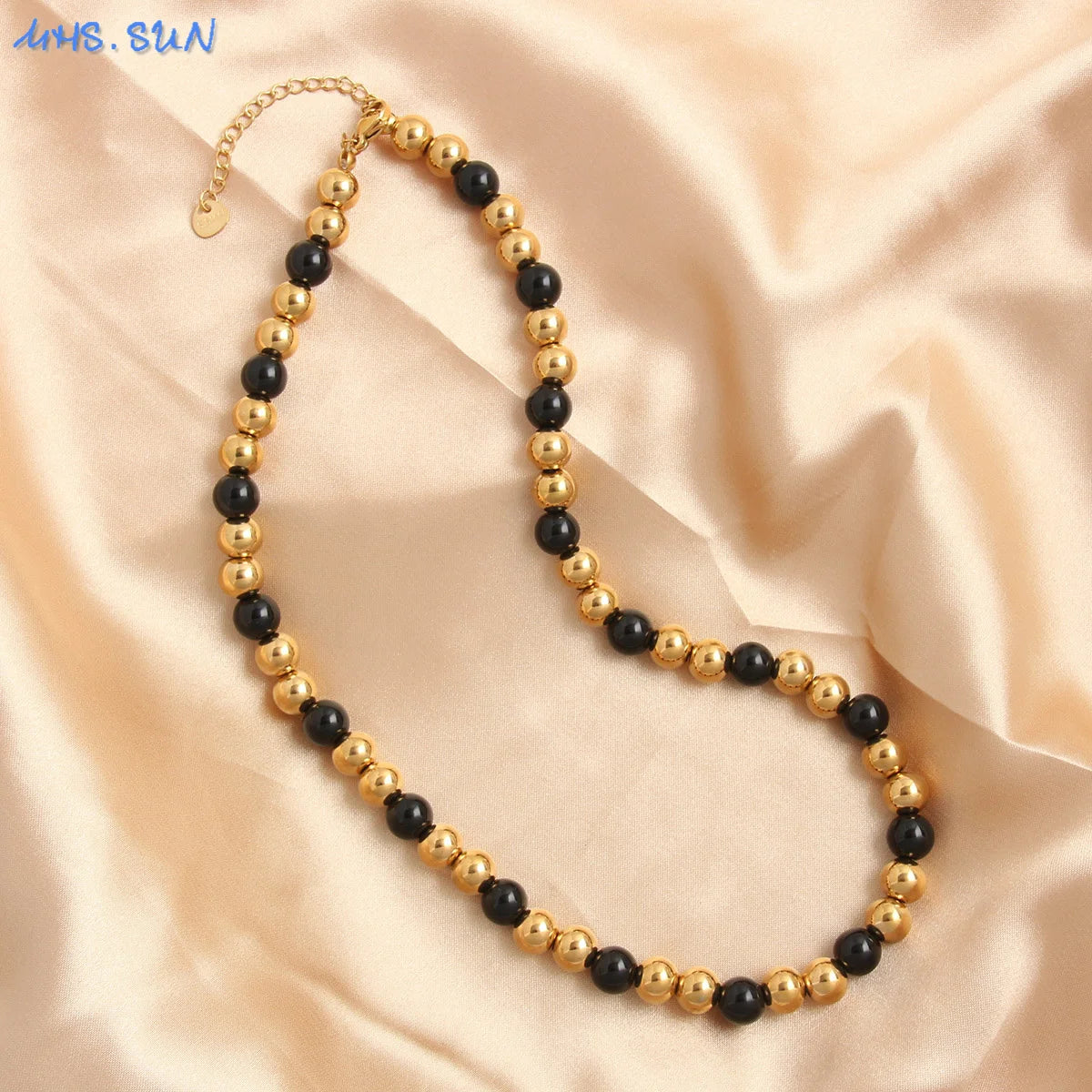 قلادة MHS.SUN العصرية المصنوعة من الفولاذ المقاوم للصدأ باللون الذهبي والمزينة بحبات اللؤلؤ 4/6/8/10 مم من الخرز المعدني مجوهرات قابلة للتعديل للنساء والرجال