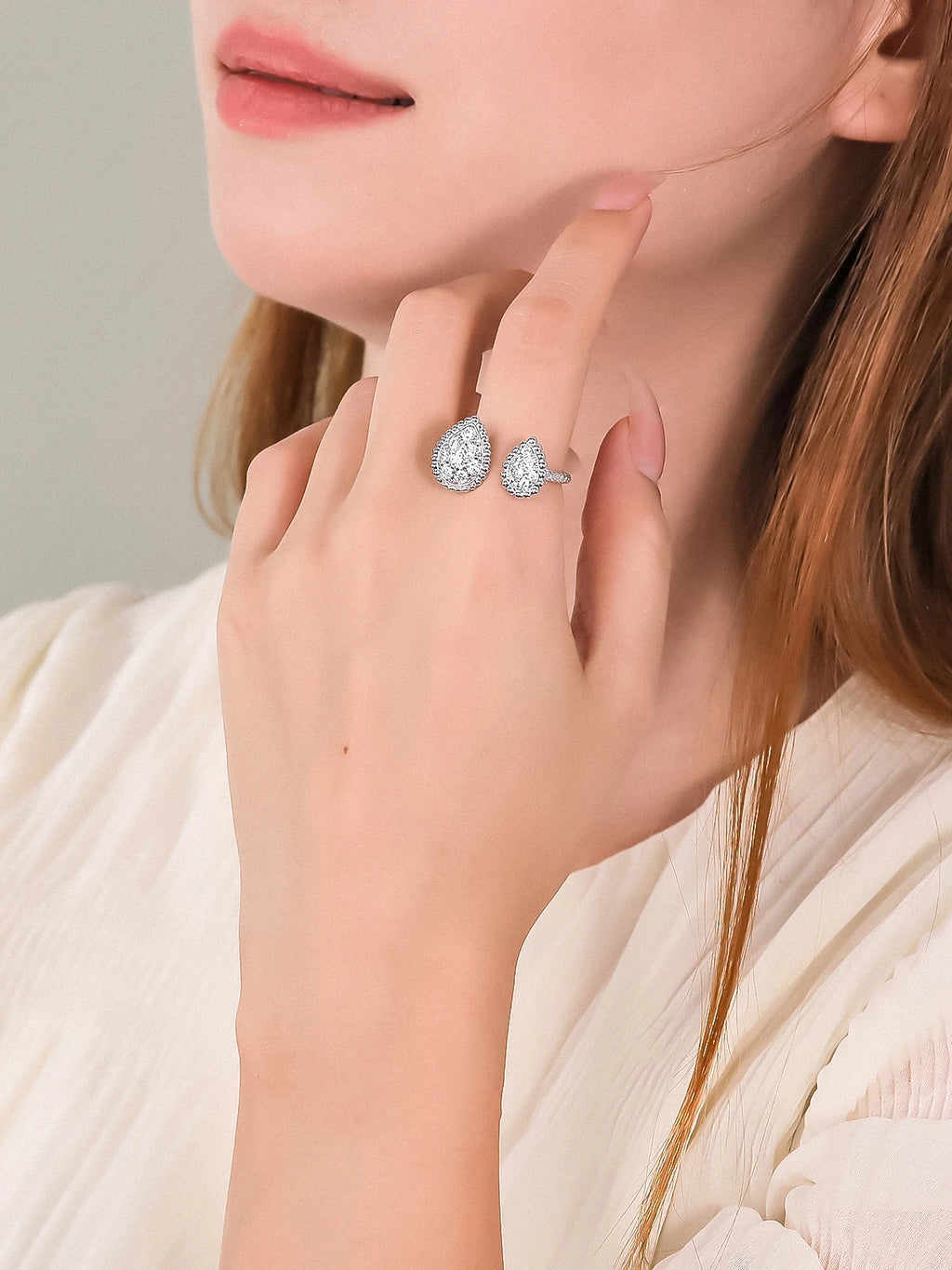 TYYL عالية الجودة العلامة التجارية الساخنة والمجوهرات الفاخرة هدية سيدة تاج تصميم قطرة الماء حبة خاتم الماس حزب الولائم الملحقات