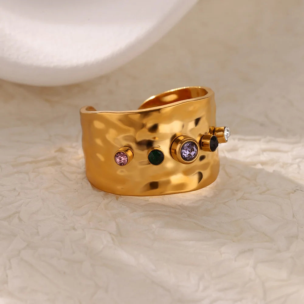 خاتم فاخر من الفولاذ المقاوم للصدأ مطلي بالذهب، مرصع بأحجار الزركون الكريستالية الملونة على شكل قلب، خاتم زفاف نسائي بوهيمي، هدية مثالية لعيد الميلاد