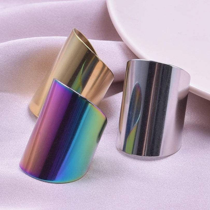 خاتم واحد من الفولاذ المقاوم للصدأ، مقاوم للماء، بتصميم مميز، مفتوح، ذو ملمس بارز، بتصميم عتيق مجوف وغير منتظم، متعدد الطبقات.