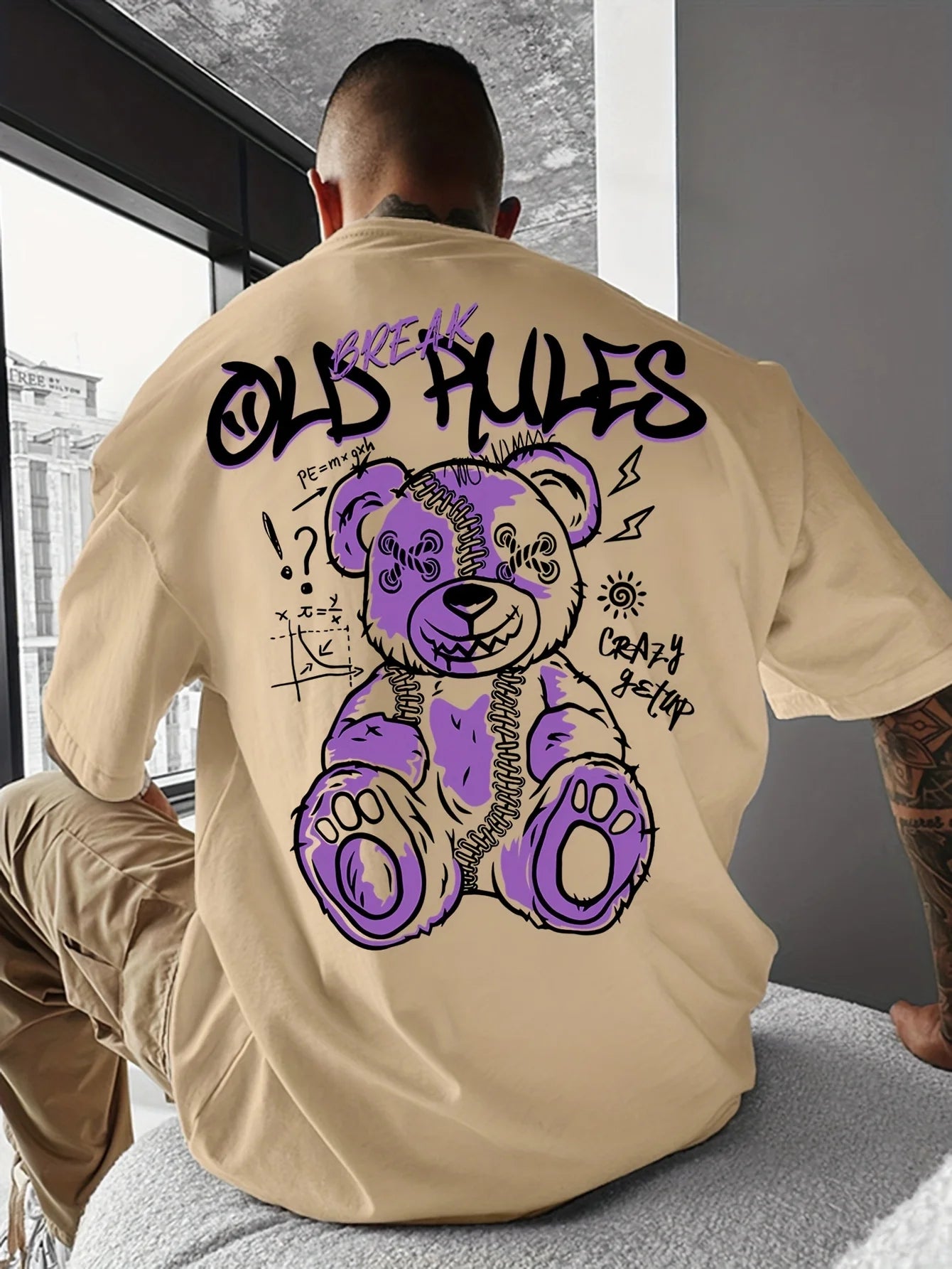 تيشيرت رجالي صيفي جديد رائج للغاية، مطبوع عليه حروف على شكل دب تيدي، مريح وجيد التهوية، برقبة دائرية، مناسب للارتداء في الهواء الطلق، بتصميم عصري أنيق.