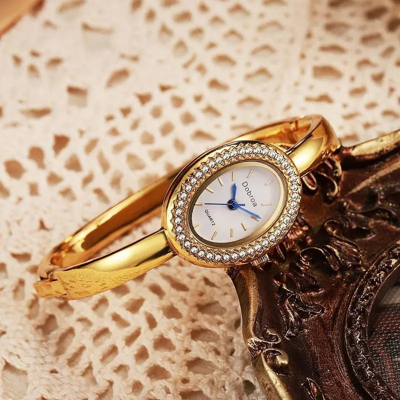 خاتم ألماس جديد من الذهب الوردي للسيدات، تصميم فاخر وأنيق، سوار بيضاوي الشكل مزين بأرقام رومانية