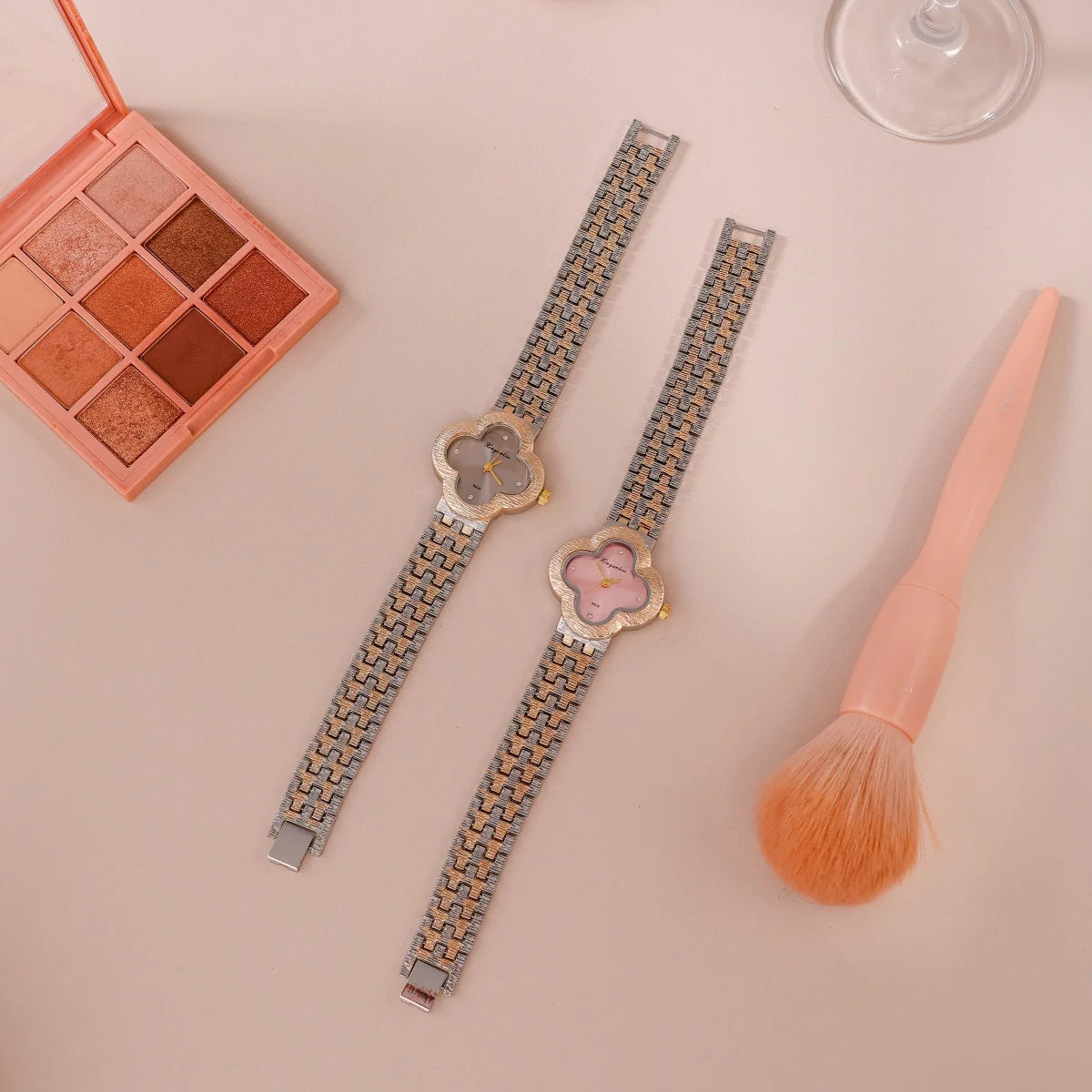 ساعة كوارتز نسائية، مينا أنيق، سوار ذهبي وفضي متناوب، تصميم عصري، إكسسوارات أنيقة، هدية مثالية