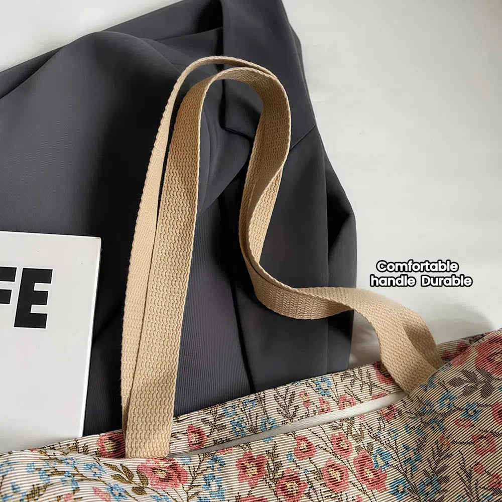 حقيبة يد كبيرة الحجم تُحمل على الكتف للنساء، مصنوعة من قماش الكانفاس، حقيبة أنيقة وعملية مزينة بنقوش زهور.