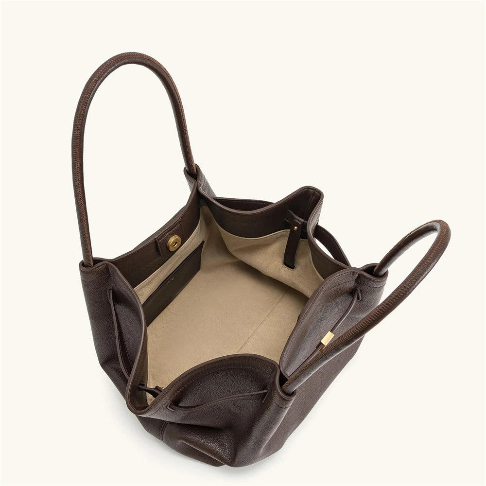 حقيبة كروس بودي من تصميم JW Pei Hana 2025 للنساء | حقيبة كتف مبطنة مع جيب للمحفظة | حقيبة يد جلدية أنيقة وفاخرة