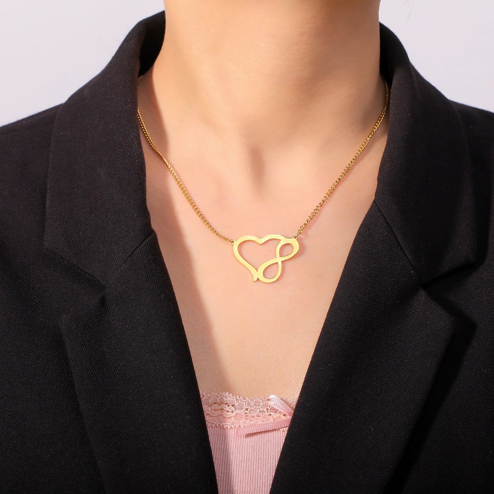 قلادة Skyrim Infinite Love من الفولاذ المقاوم للصدأ للنساء، قلادة مجوهرات عصرية، هدية عيد الميلاد للزوجين