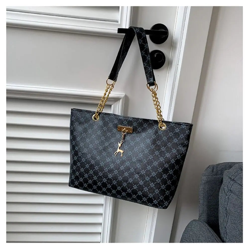 حقيبة يد نسائية فاخرة بتصميم أنيق، سعة كبيرة، حقيبة كتف مطبوعة بتصاميم عصرية، حقيبة تسوق جديدة وجذابة.