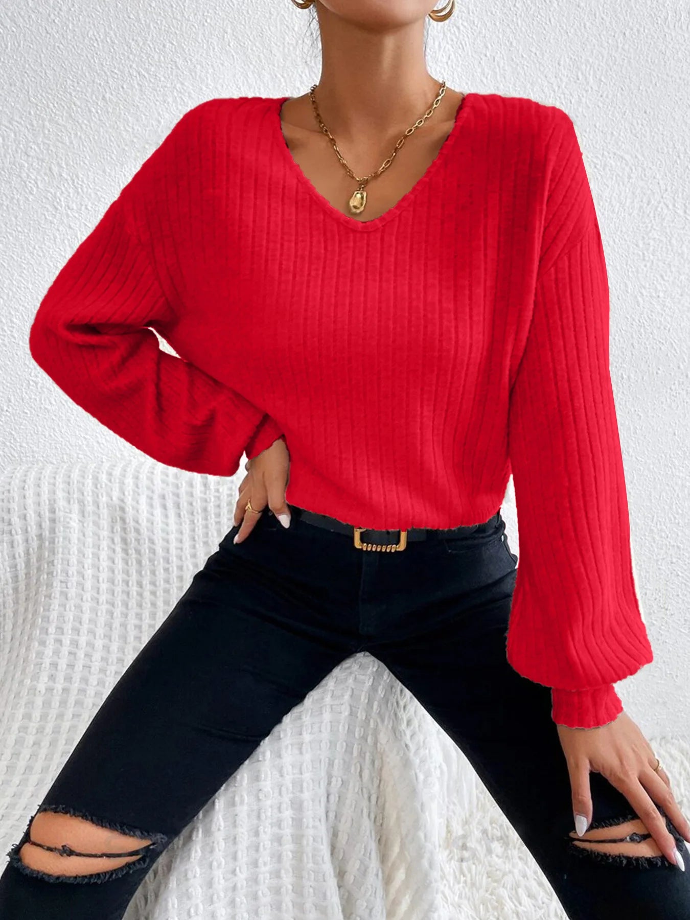 تيشيرت نسائي بأكمام طويلة مخططة وفتحة رقبة على شكل حرف V، مناسب للارتداء اليومي، قطعة أنيقة وعصرية لفصل الخريف، وصل حديثًا من أوروبا وأمريكا.