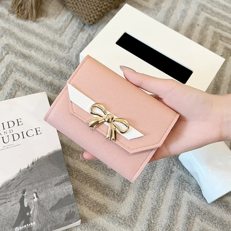 قطعتان من سوار ساعة كوارتز فاخر وبسيط للنساء، بالإضافة إلى محفظة صغيرة وردية اللون لحفظ البطاقات، هدية مثالية لـ