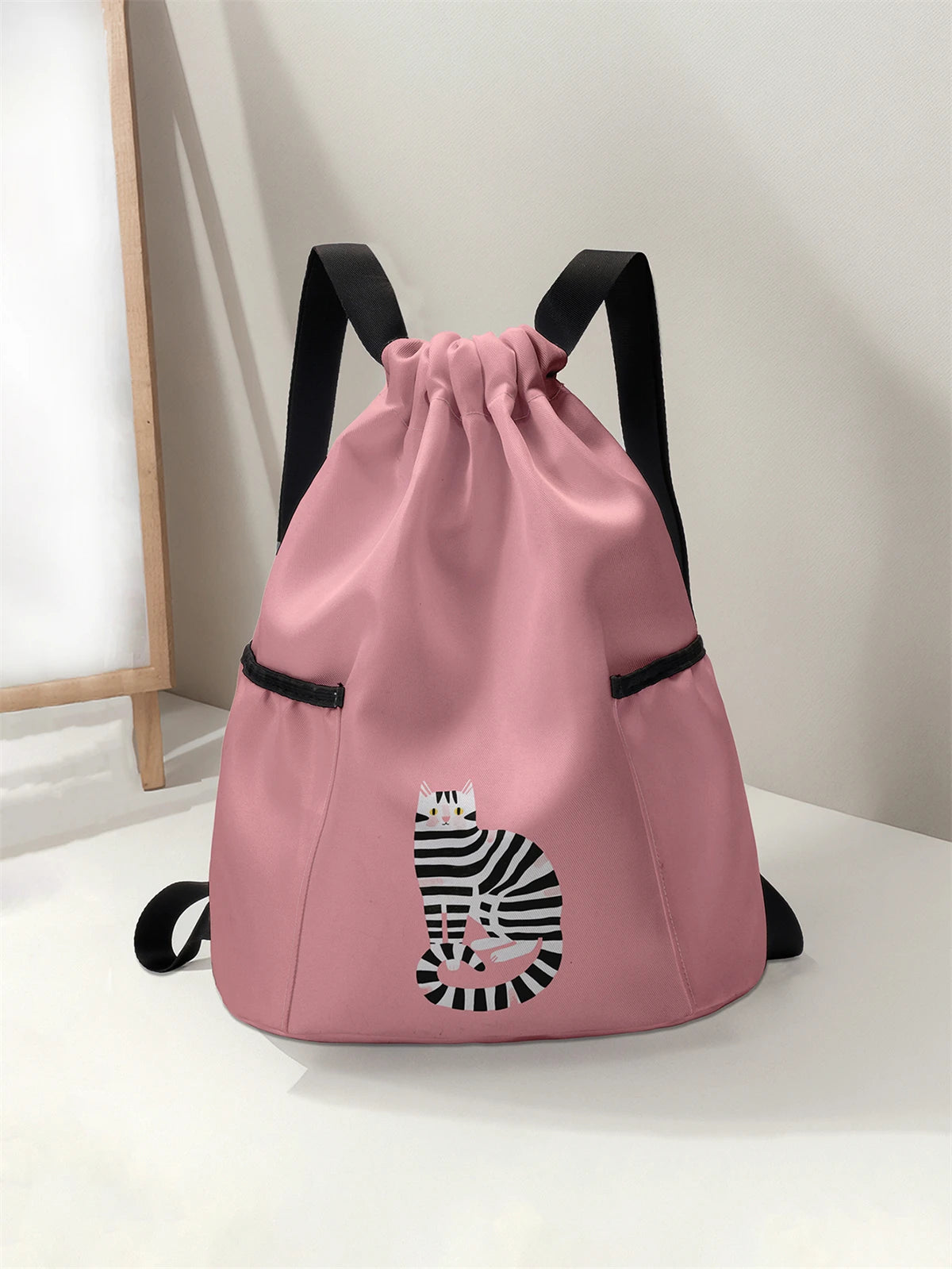حقيبة ظهر برباط مطبوع عليها نمط قطة لطيفة - حقيبة لياقة بدنية متينة بسعة كبيرة، حقيبة ظهر رياضية للشاطئ