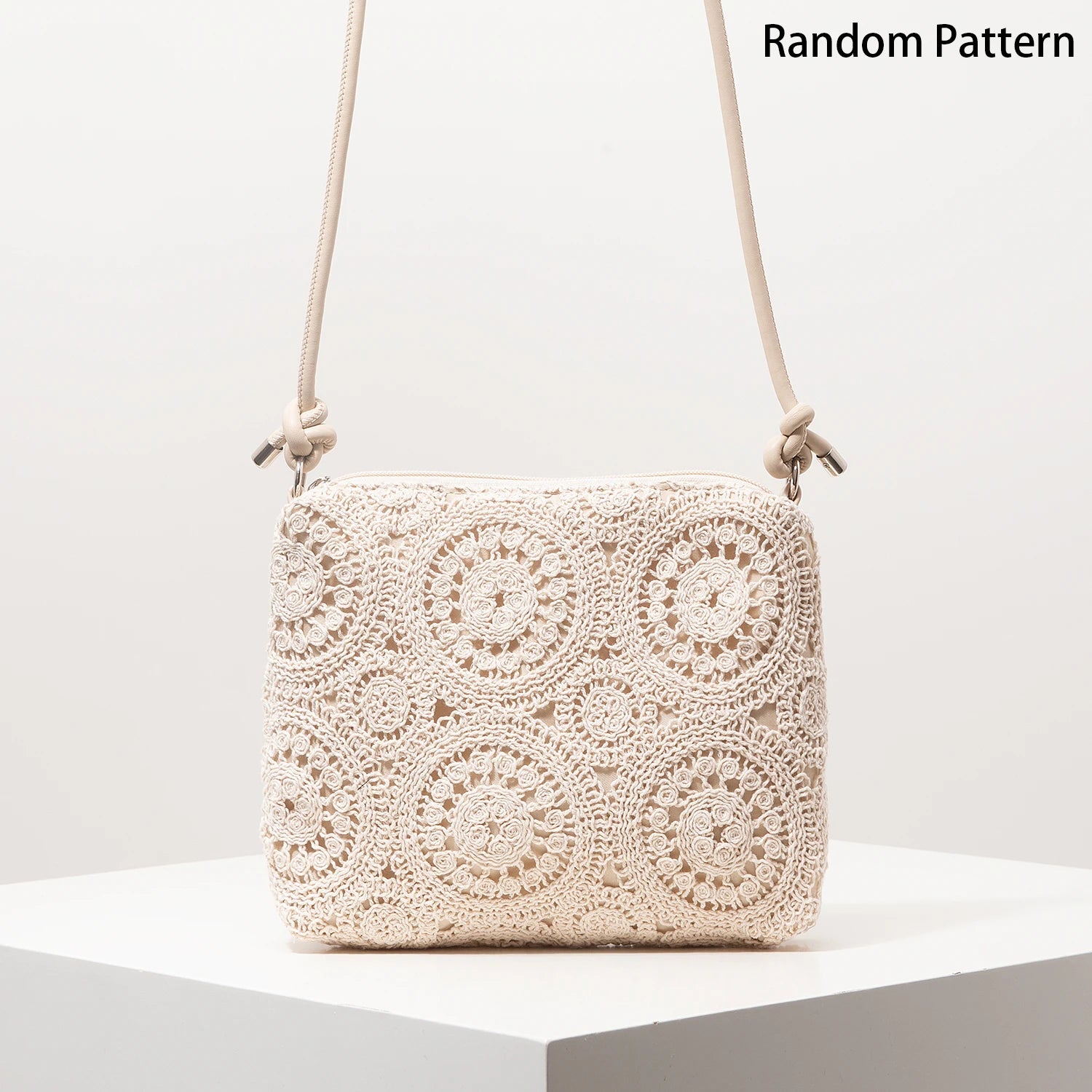 حقيبة منسوجة مجوفة منقوشة، حقائب شاطئ بوهو، حقيبة كروس أنيقة للسيدات، ملابس عطلات نسائية، مستلزمات السفر الأساسية