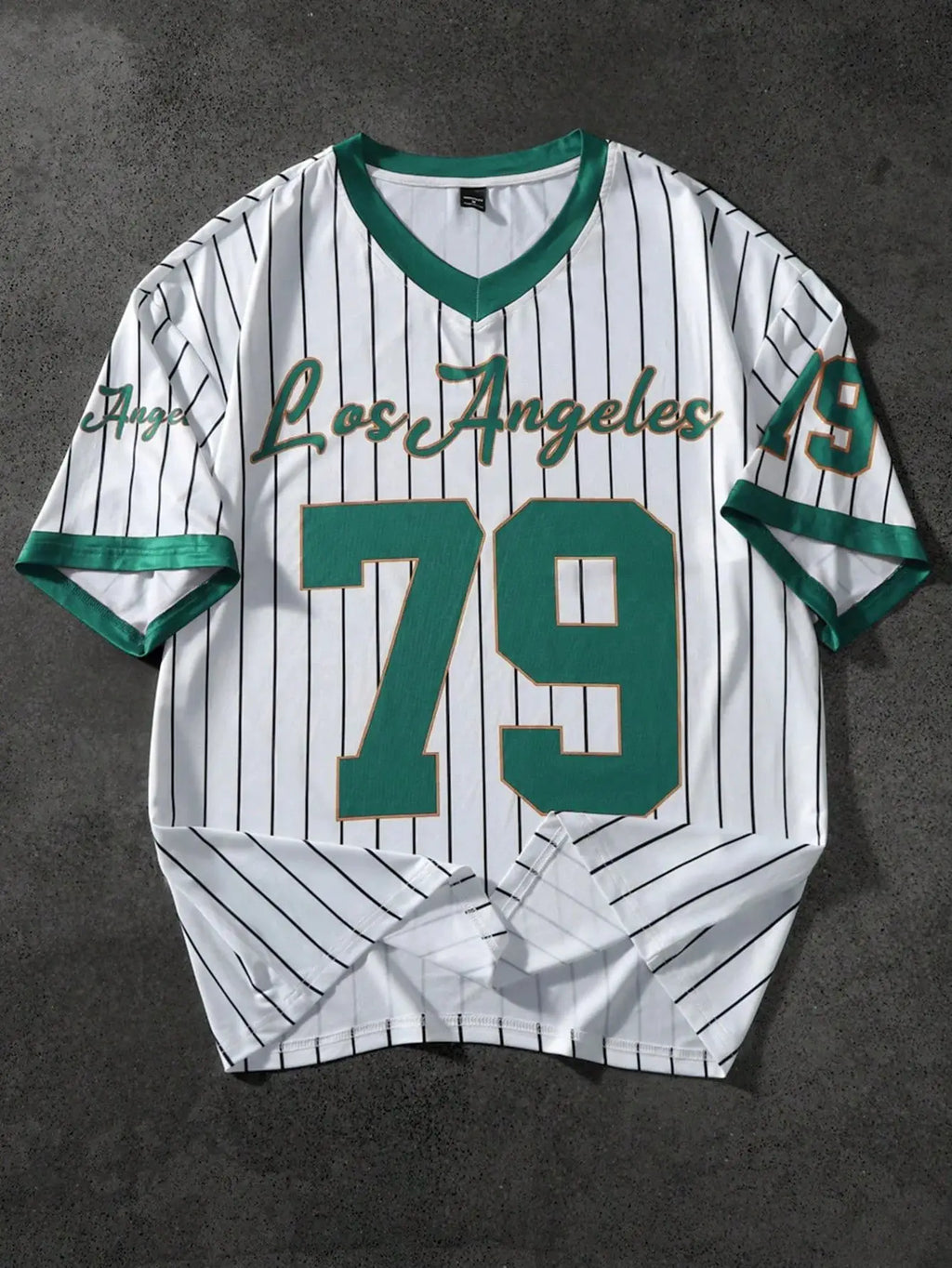 تي شيرت رجالي صيفي جديد برقبة على شكل حرف V بأكمام قصيرة ورقبة على شكل حرف V، تي شيرت رياضي مطبوع للرجال، أنيق بتصميم بيسبول عتيق