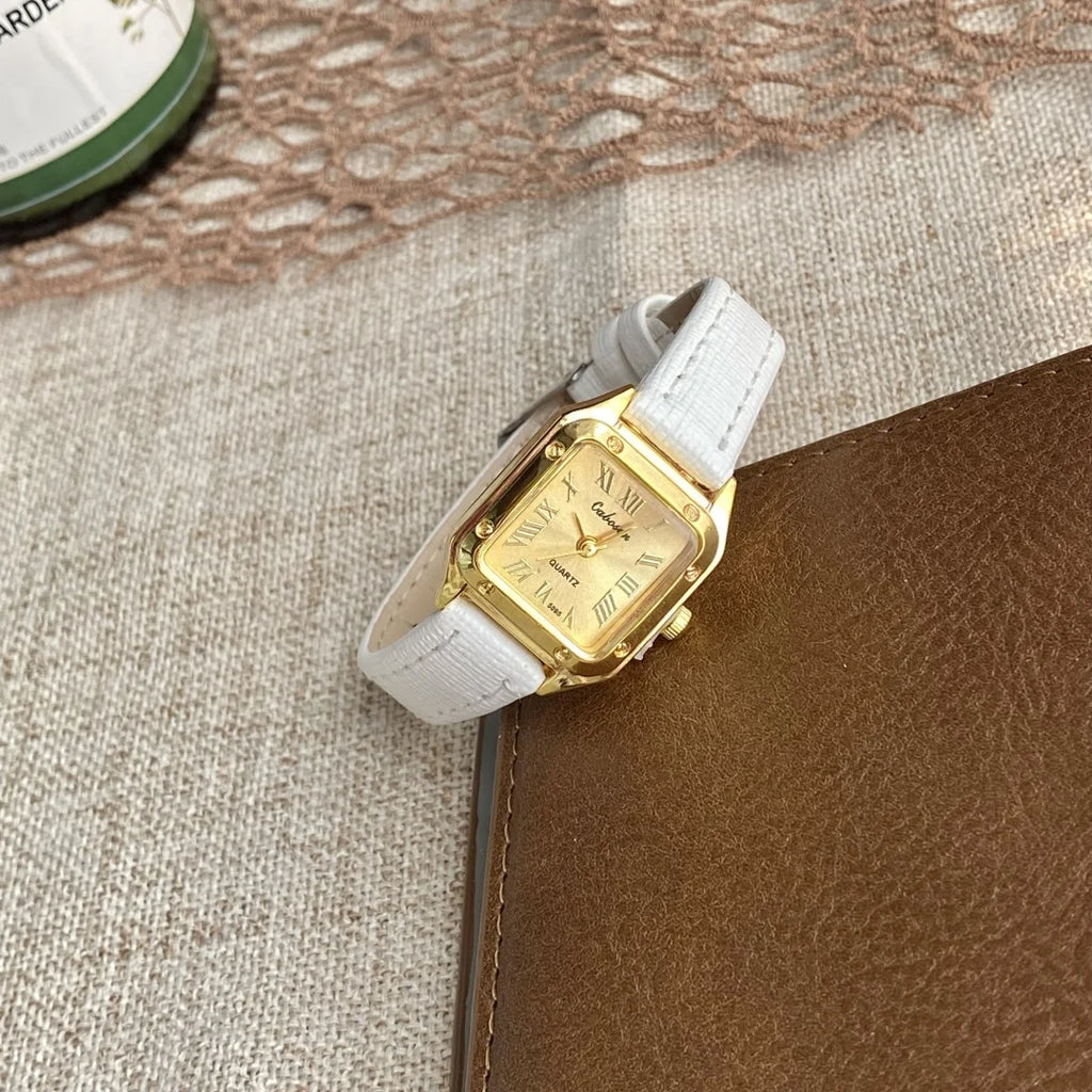 ساعة نسائية صغيرة مربعة المينا، سوار جلدي رفيع، ساعة يد أنيقة كوارتز، ساعة نسائية كاجوال