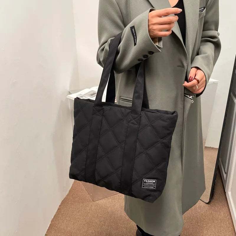 حقيبة نسائية أنيقة ومتعددة الاستخدامات ذات سعة كبيرة مصنوعة من قماش النايلون، حقيبة كتف جديدة، حقيبة يد عصرية، حقيبة يد نسائية