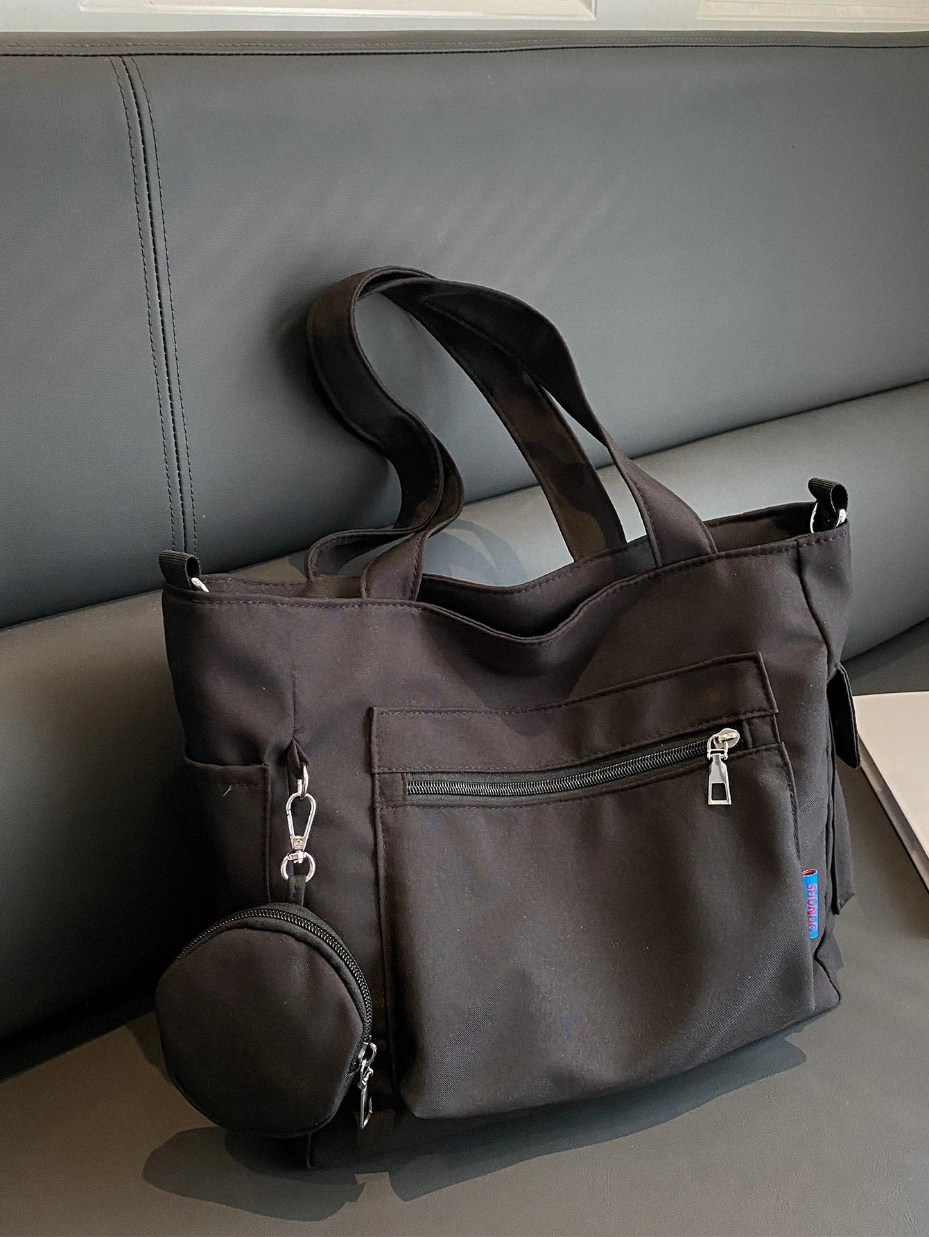 حقيبة تسوق كبيرة الحجم للجنسين مع جيب للعملات المعدنية، حقيبة مدرسية أنيقة لطلاب المدارس المتوسطة، حقيبة كاجوال، حقيبة كتف كروس بودي