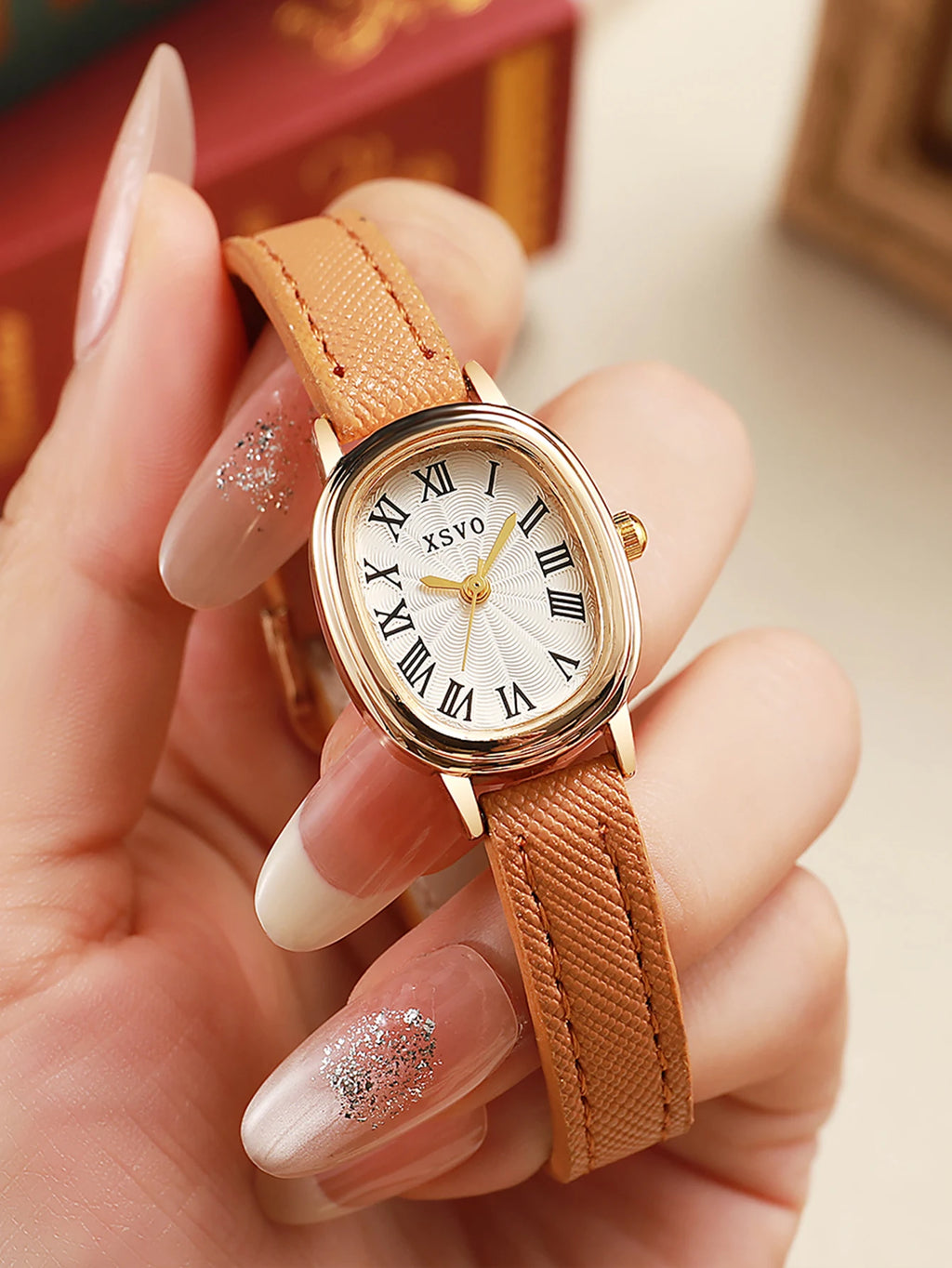 ساعة كوارتز نسائية أنيقة وبسيطة بسوار جلدي، مناسبة كهدية للهالوين أو الكريسماس
