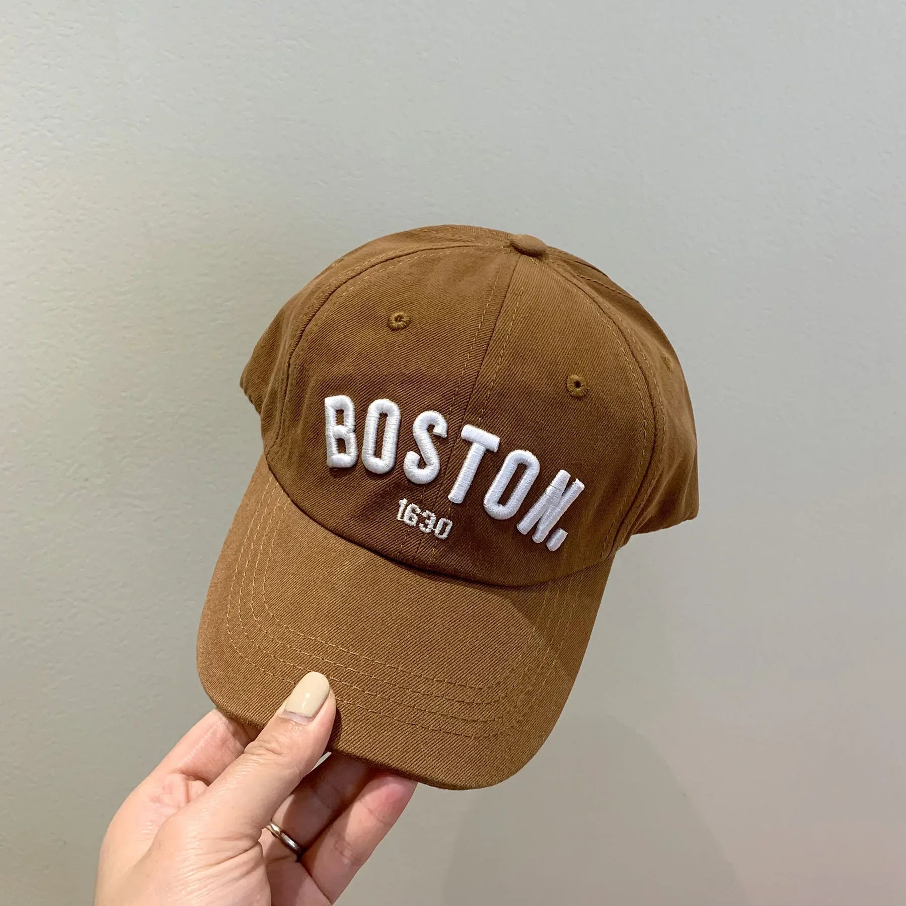 قبعة بيسبول مطرزة بحروف سادة للأطفال، قبعة شمس للربيع والصيف، قبعة واقية قابلة للتعديل، مناسبة للأنشطة الخارجية