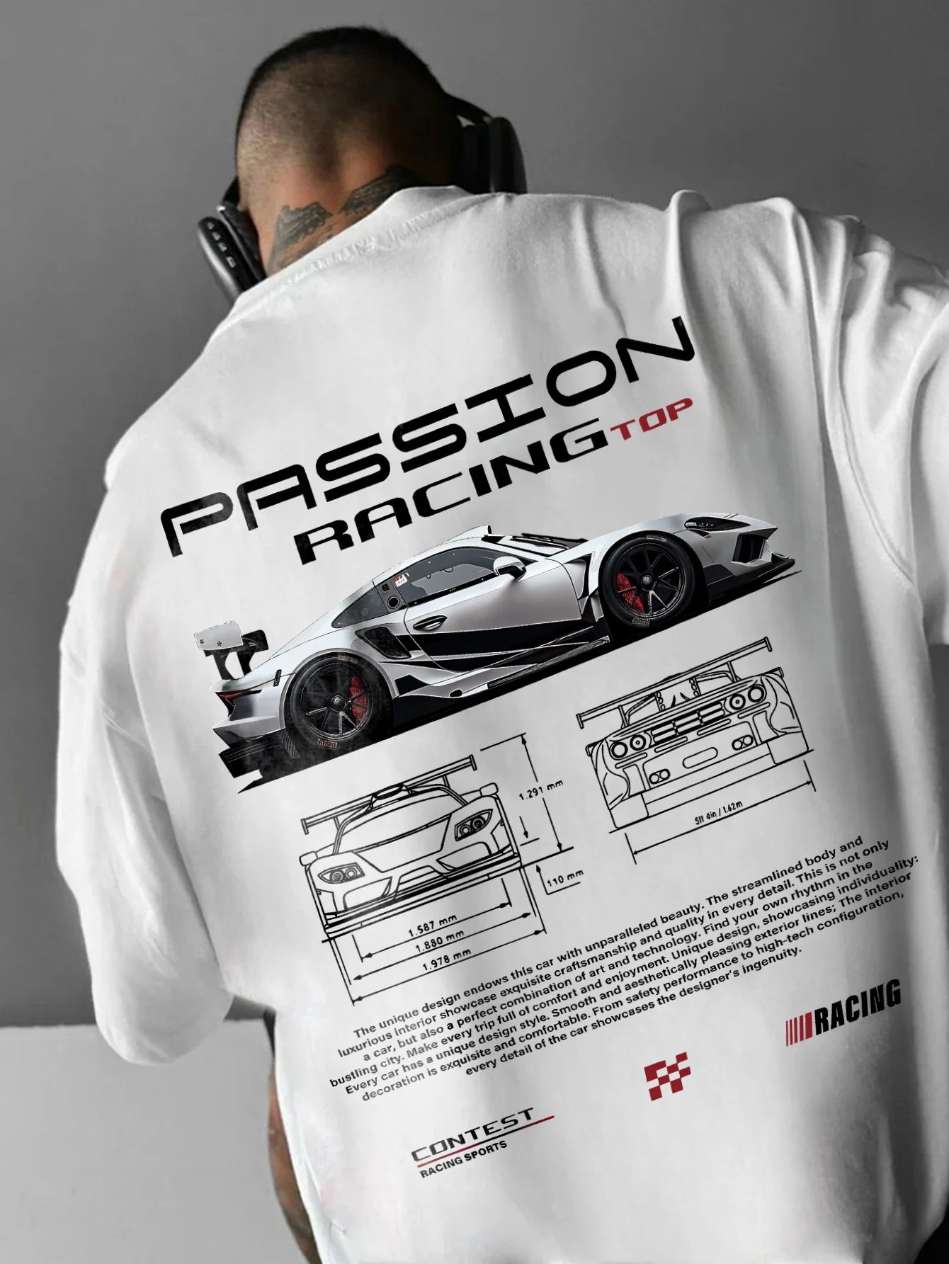 تيشيرت رجالي صيفي عصري مصنوع من القطن الخالص 100%، بتصميم فضفاض وطبعة رياضية، وياقة دائرية وأكمام قصيرة.