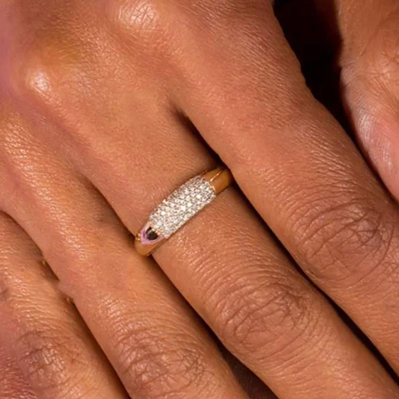 خاتم زركون ذهبي اللون مرصع بالكامل للنساء، تصميم عصري أنيق، مناسب للتكديس، إكسسوارات مجوهرات أنيقة، هدية مثالية للفتيات R731