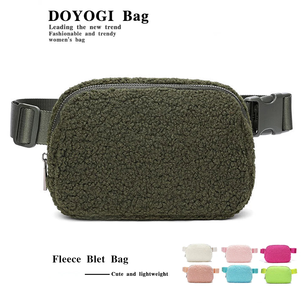حقيبة حزام من الصوف الشتوي لكل مكان حقيبة كروس بودي نسائية بيضاء حقيبة خصر صغيرة بحزام قابل للتعديل (عاجي)