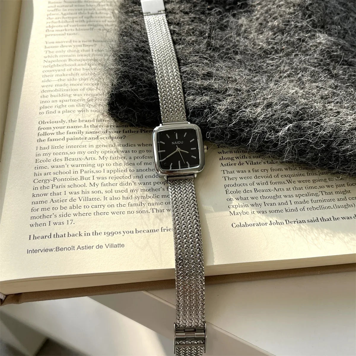 ساعة يد نسائية بسيطة كوارتز بتصميم كلاسيكي فاخر، هدية مثالية، ساعات نسائية بمينا صغير وسوار قابل للتعديل من الفولاذ المقاوم للصدأ.