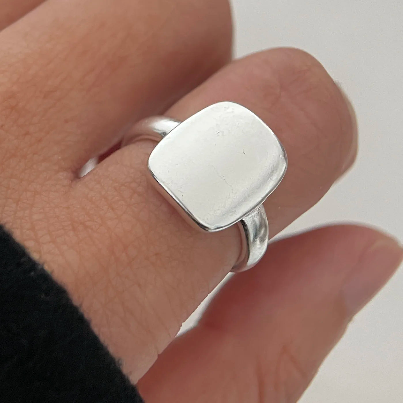 خواتم من الفضة الإسترليني عيار 925 للنساء والأزواج، بتصميم بسيط مصنوع يدويًا، لون أزرق، هدية مثالية للحفلات، تمنع الحساسية.