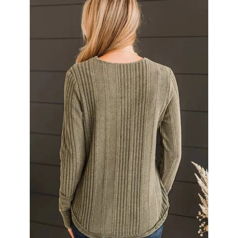 قميص محبوك نسائي جديد لخريف وشتاء، بلوزة محبوكة مضلعة برقبة على شكل حرف V، بأزرار وأكمام قابلة للطي، ملابس Y2k