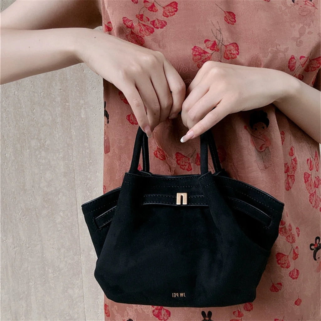 JW PEI 2025 حقيبة كتف نسائية جديدة من القماش البني، حقيبة يد صغيرة من الجلد النباتي، حقيبة يد صغيرة من الجلد عالي الجودة