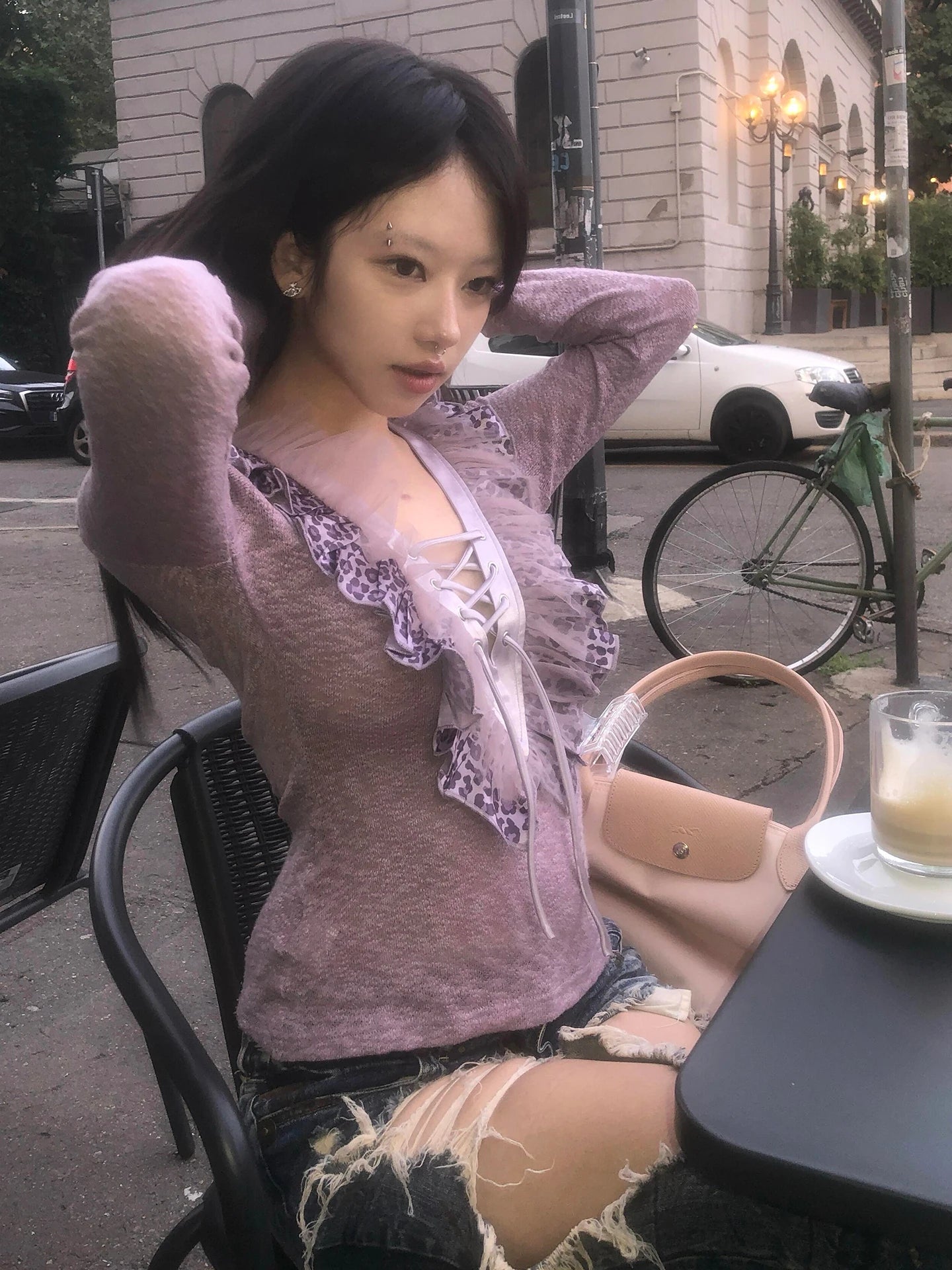 تي شيرت نسائي من Tonngirls Aesthetic 2000s، بلوزات مزينة بنقشة جلد الفهد، مزينة بكشكشة زهرية، بلوفر محبوك من Fairycore، بتصميم ياباني من E-girl