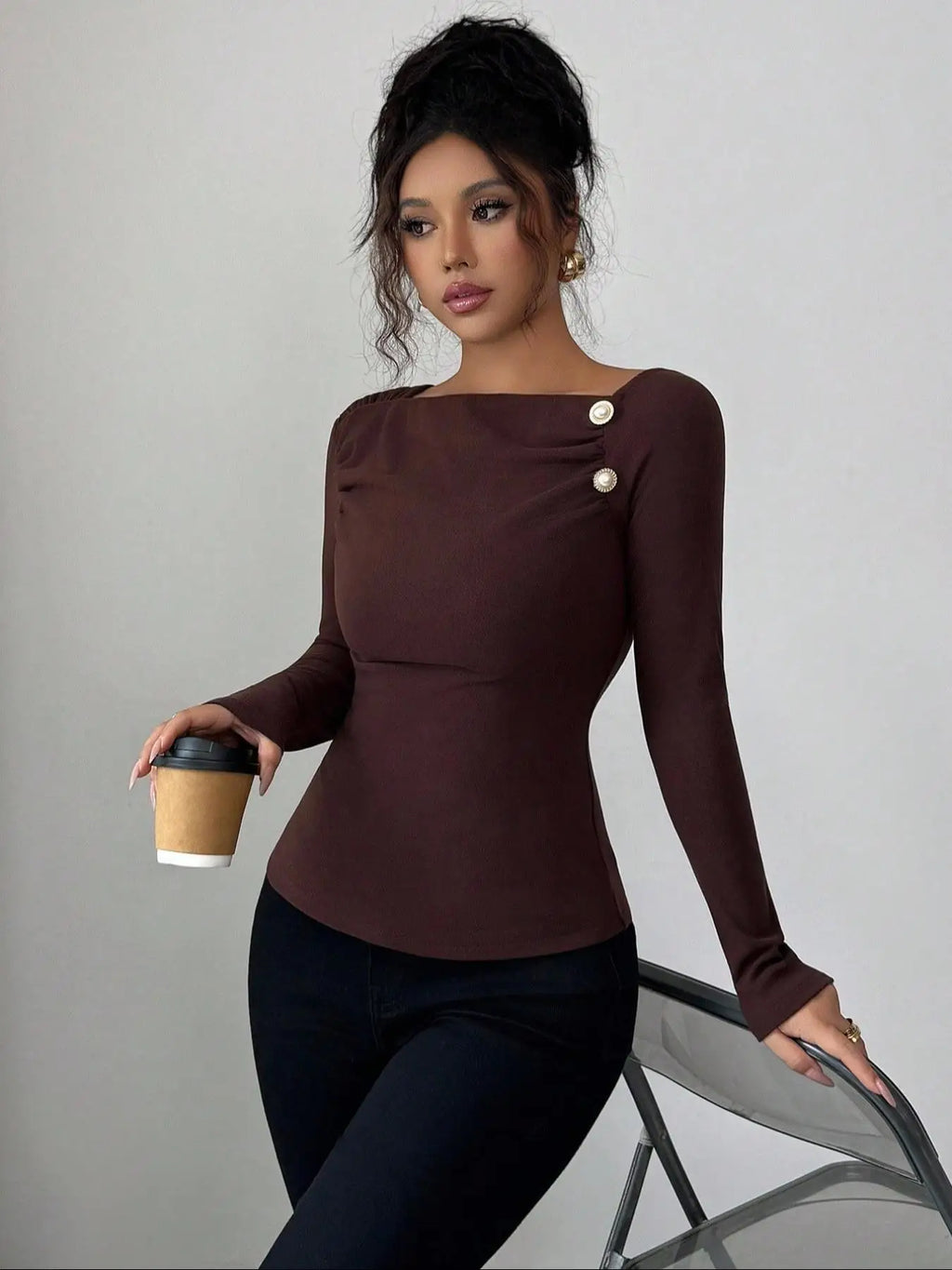 تي شيرت نسائي كاجوال ملائم بأكمام طويلة، تصميم سادة مناسب للربيع والخريف، مريح للارتداء اليومي، مثالي للاستخدام اليومي