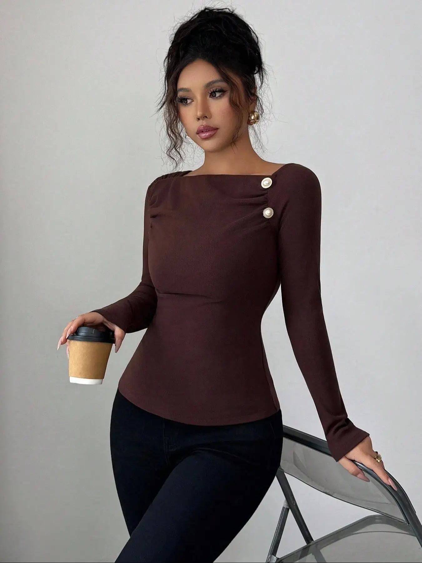 تي شيرت نسائي كاجوال ملائم بأكمام طويلة، تصميم سادة مناسب للربيع والخريف، مريح للارتداء اليومي، مثالي للاستخدام اليومي