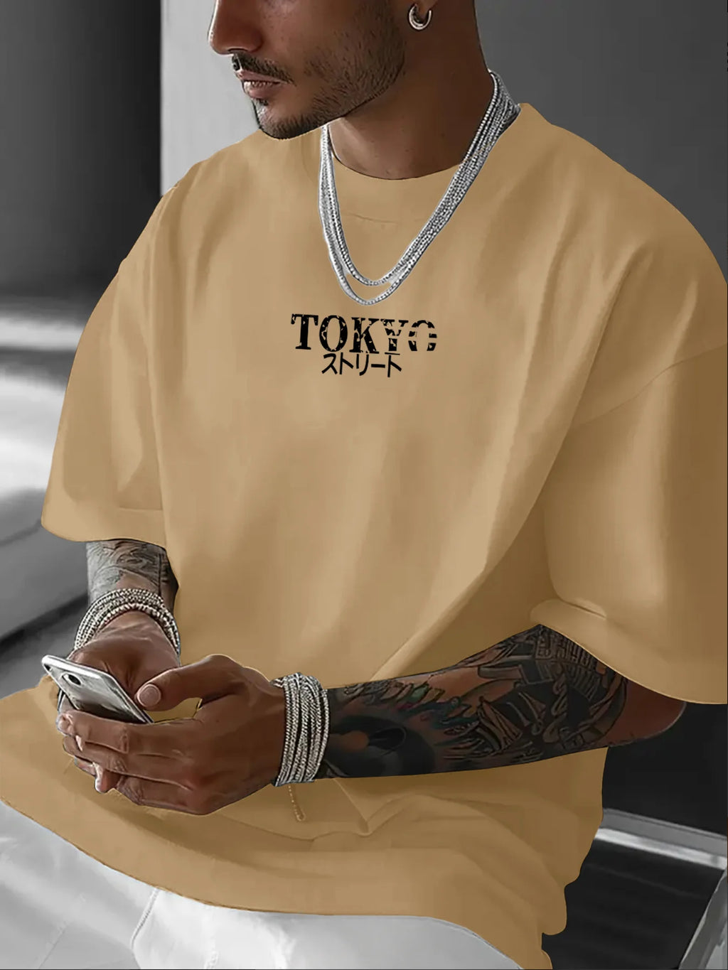 تيشيرت رجالي ياباني برسومات مستوحاة من ثقافة السيارات اليابانية (JDM) وتصميم طوكيو دريفت، مصنوع من القطن الناعم، بقصة فضفاضة، مناسب لفصل الصيف.