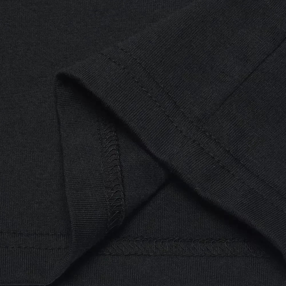 تيشيرت مطبوع بأكمام قصيرة من القطن الخالص 100%، جولة فرقة بيغ تايم راش العالمية صيف 2025، متوفر بتصاميم مستوحاة من فرق الموسيقى النسائية والرجالية.