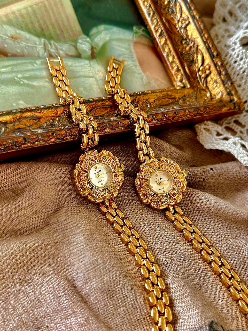 1 Piece of New French Retro Camellia Gold Small Dial Women's Watch, Fashionable, Simple, Luxurious, Elegant and Compact Women's Quartz Watch, Stainless Steel Strap, Solid Color and Durable, Suitable for Daily Wear, Dinner and