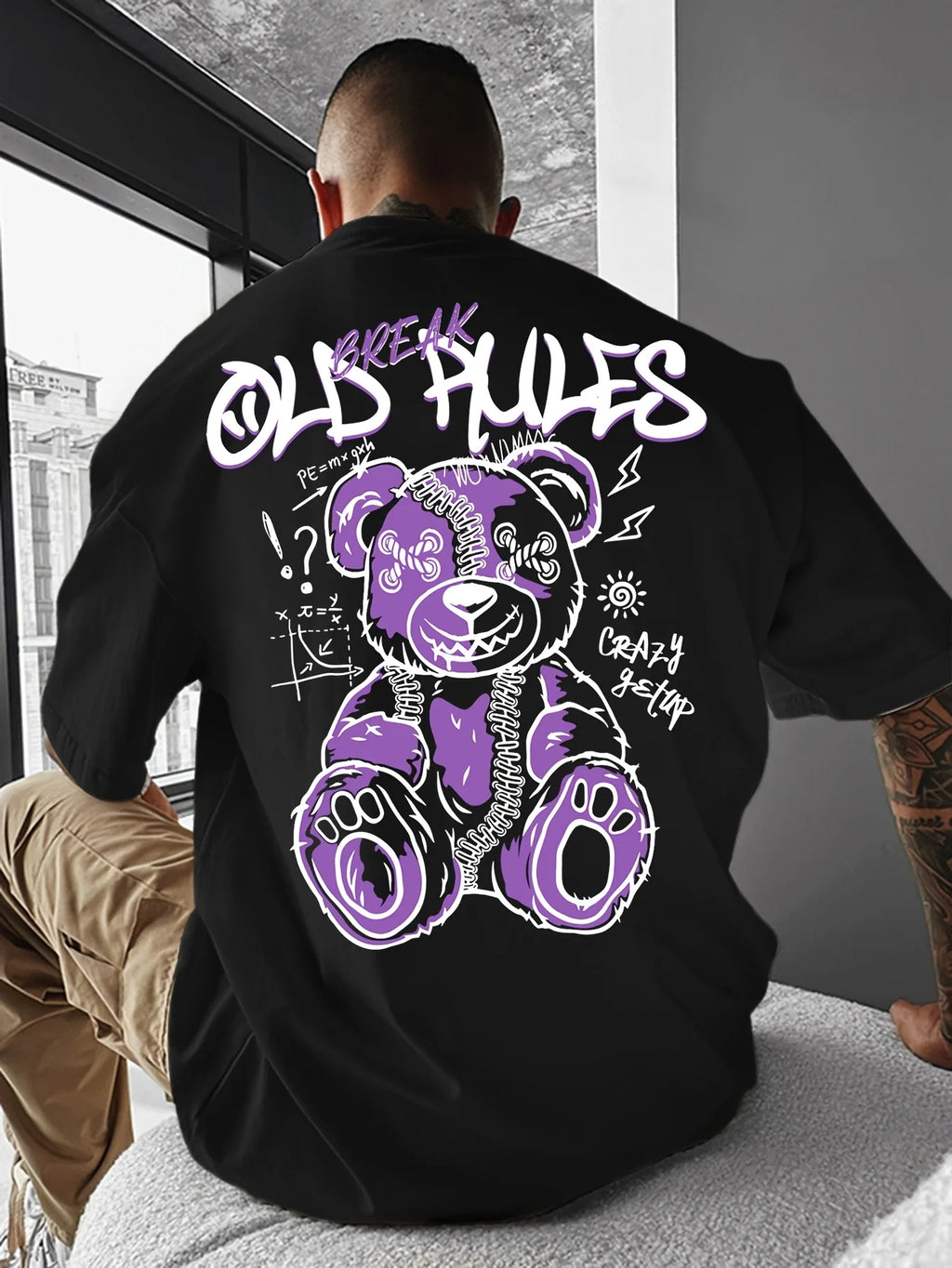 تيشيرت رجالي صيفي جديد رائج للغاية، مطبوع عليه حروف على شكل دب تيدي، مريح وجيد التهوية، برقبة دائرية، مناسب للارتداء في الهواء الطلق، بتصميم عصري أنيق.