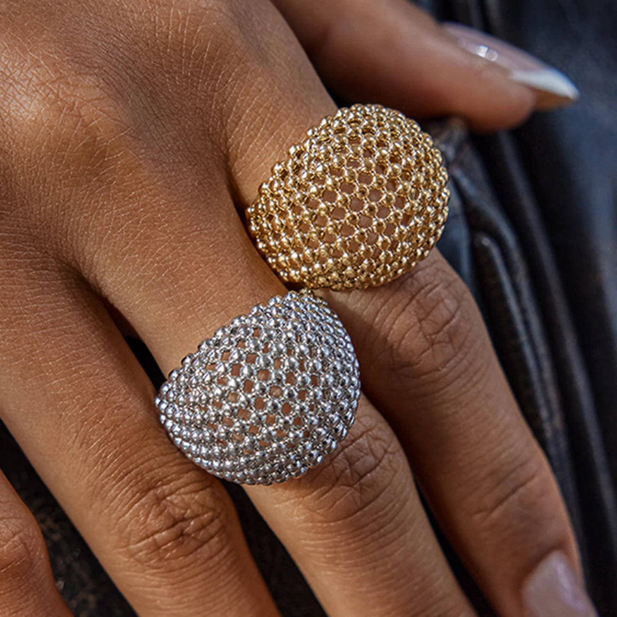 خاتم بتصميم هندسي أنيق من الفولاذ المقاوم للصدأ مطلي بالذهب عيار 18 قيراطًا، هدية مثالية للنساء.