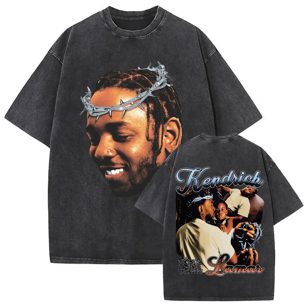 تي شيرت رجالي بتصميم ريترو مغسول من تصميم مغني الراب كندريك لامار، تي شيرت DAMN مطبوع عليه شعار الهيب هوب الحضري، مصنوع من القطن بنسبة 100% على الوجهين.