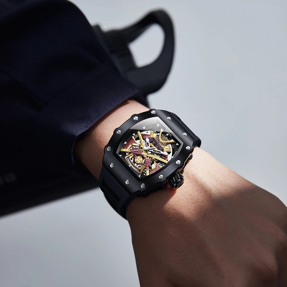 ساعة ONOLA الرجالية الأوتوماتيكية الفاخرة ذات العلامة التجارية الميكانيكية المضيئة المقاومة للماء ساعات رياضية عسكرية للرجال هدايا للرجال