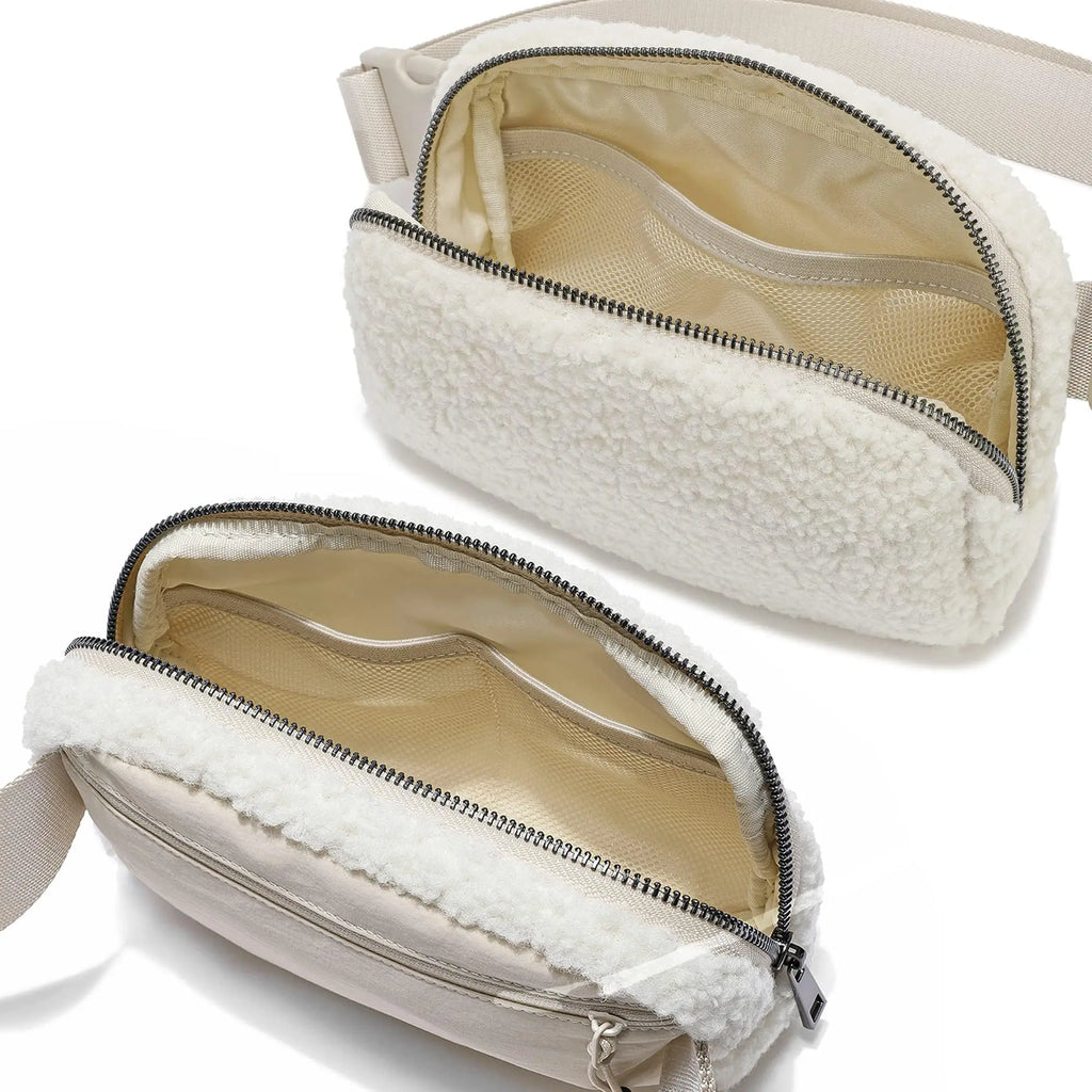 حقيبة حزام من الصوف الشتوي لكل مكان حقيبة كروس بودي نسائية بيضاء حقيبة خصر صغيرة بحزام قابل للتعديل (عاجي)