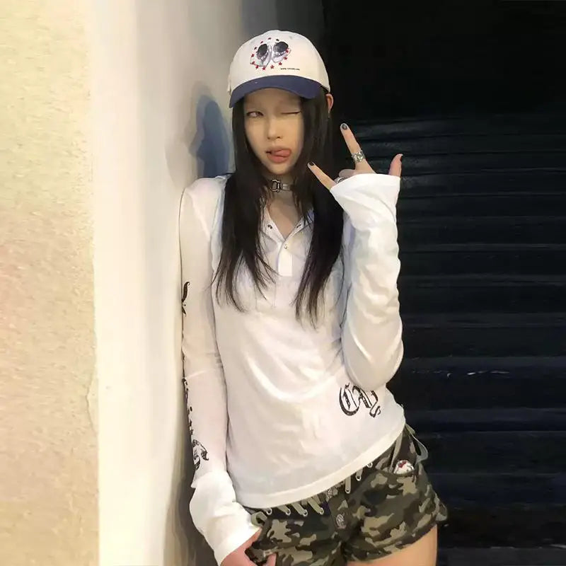 Genayooa American Retro T-shirt Women Hooded Print Graphic Tops Y2k Vintage Tops Streetwear Japanese 2000s Grunge Tops E-girls