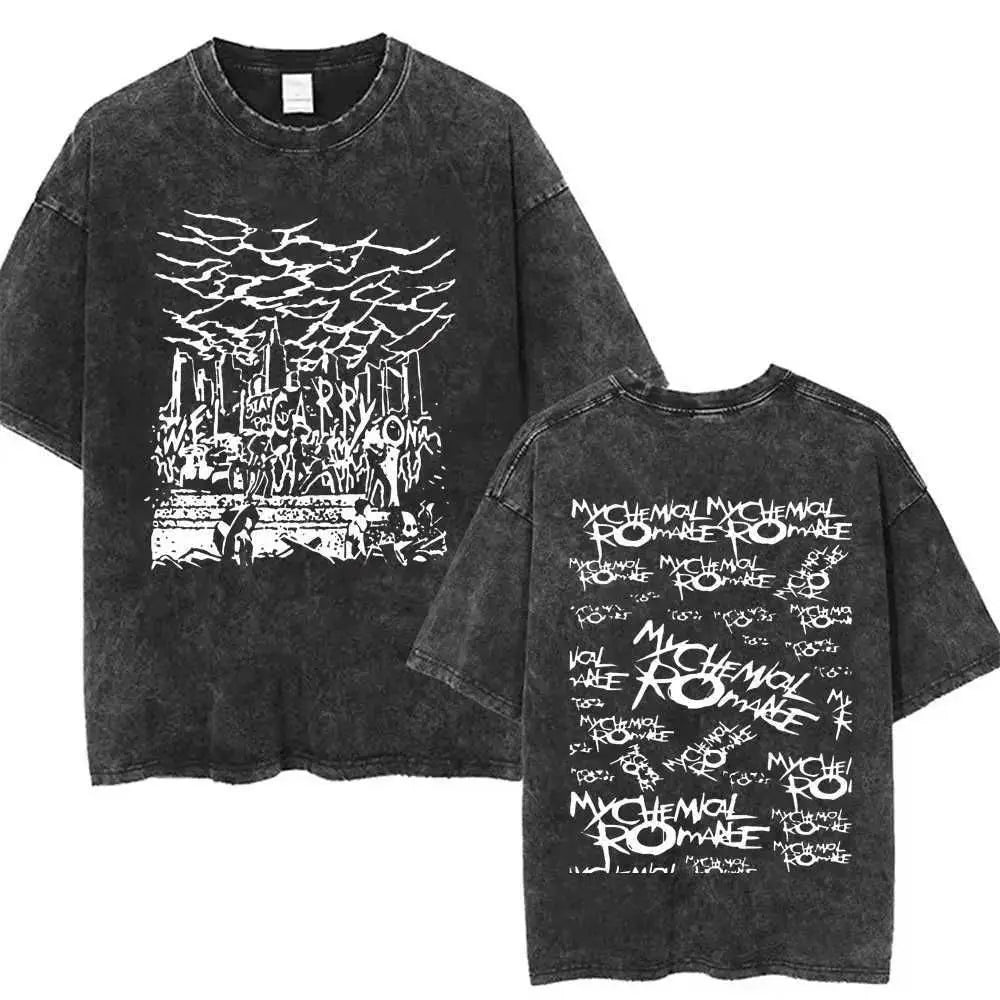 تي شيرت رجالي ونسائي مطبوع عليه موسيقى الروك والبانك والإيمو بأكمام قصيرة وكبير الحجم، عليه غلاف موسيقى فرقة الروك ماي كيميكال رومانس، بطبعة عتيقة مغسولة