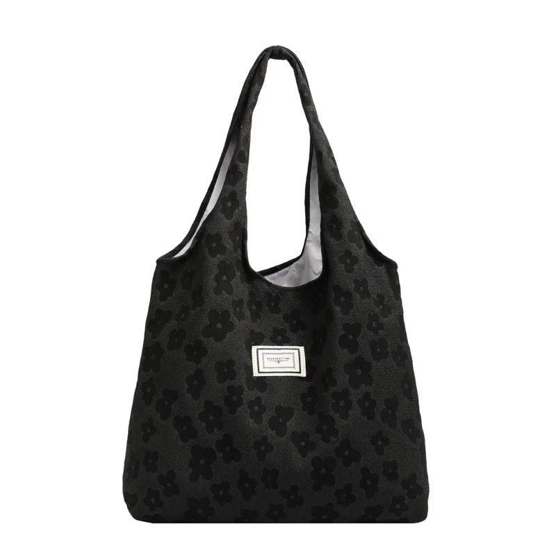 حقيبة يد أنيقة مزخرفة مناسبة للتنقل، حقيبة كتف متعددة الاستخدامات للاستخدام اليومي، حقيبة يد قماشية بتصميم أصلي، حقيبة حمل عملية