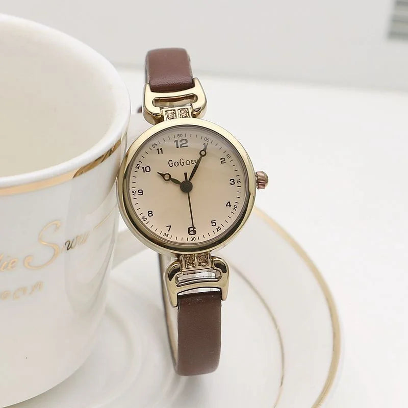 ساعة يد نسائية بحزام رفيع، ساعة رقمية صغيرة المينا