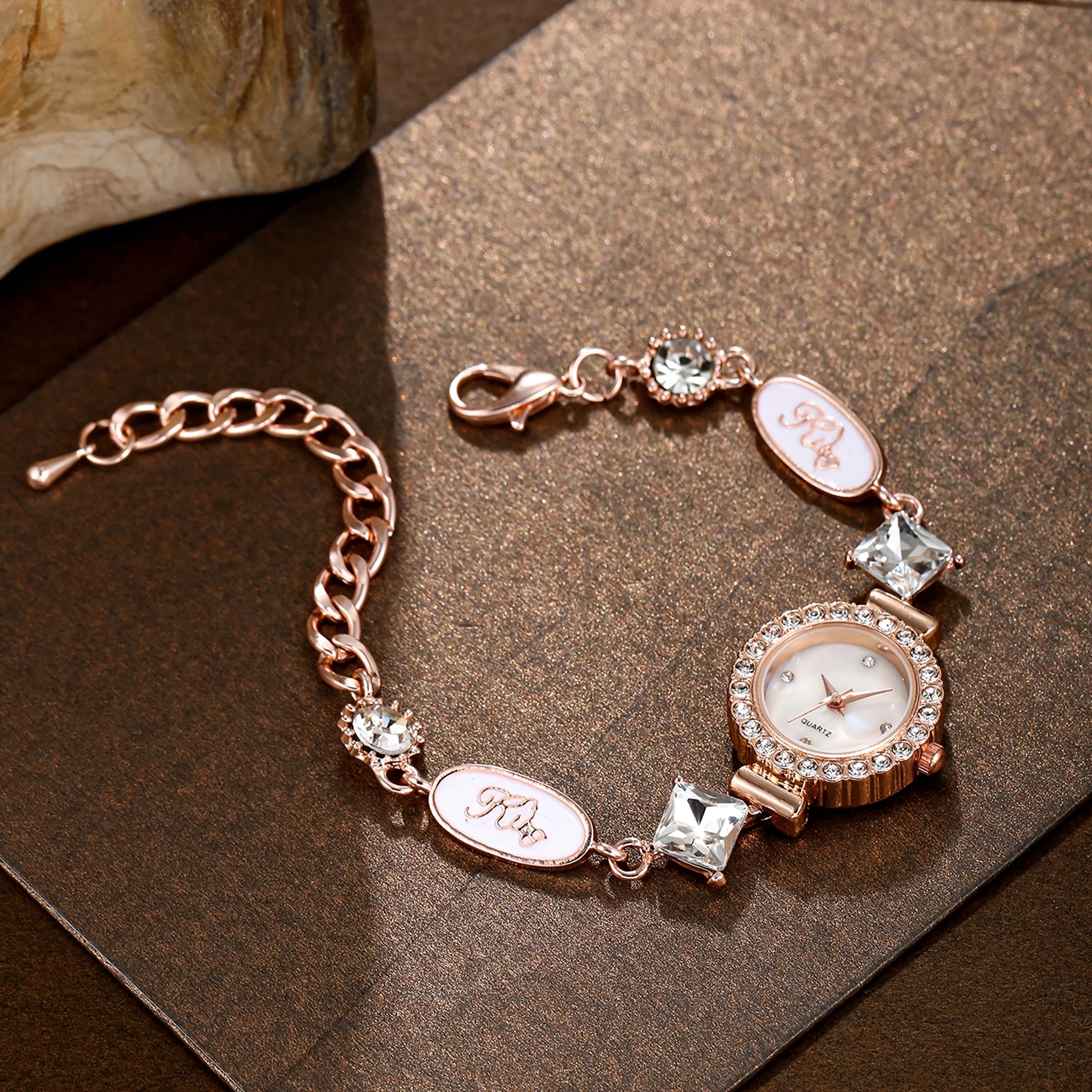 ساعة نسائية أنيقة بوهيمية، سوار مرصع بأحجار الراين، ساعة كوارتز، ساعة نسائية، هدية للبنات (بدون علبة)