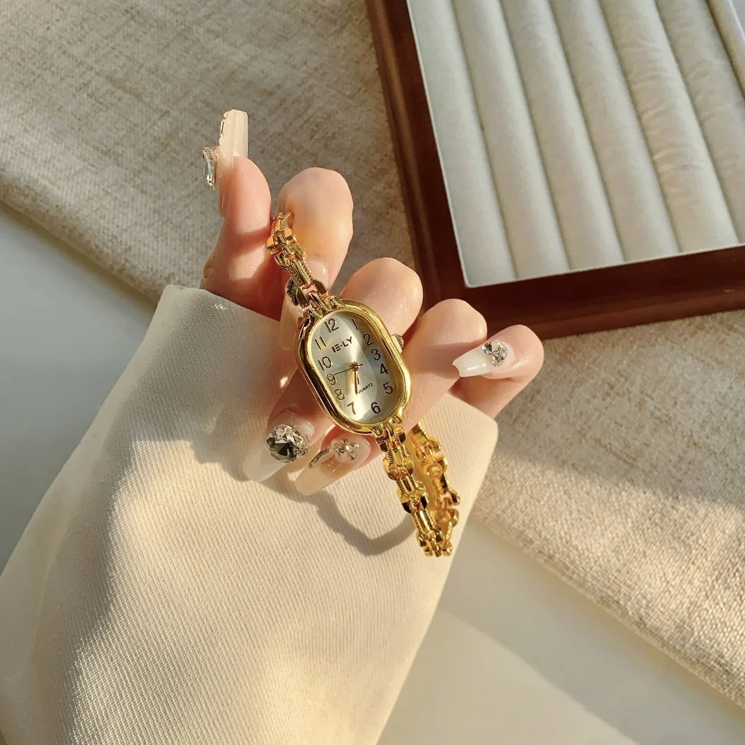 ساعات نسائية من أفضل الماركات، ساعات يد فاخرة، ساعات يد أنيقة للسيدات، ساعات ذهبية أنيقة، ساعات نسائية