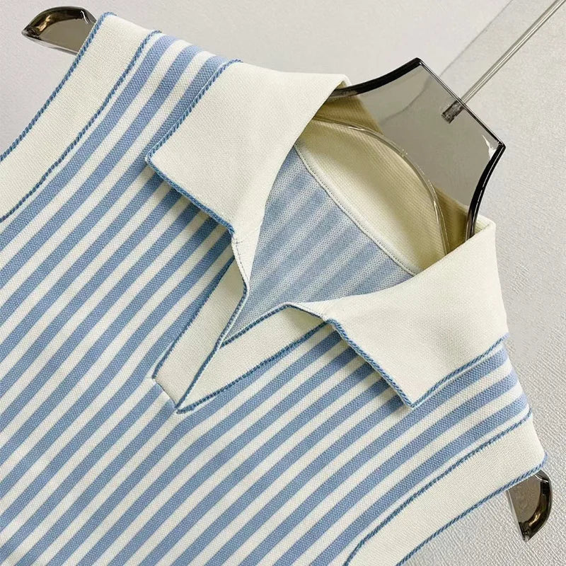 تي شيرت صيفي محبوك 2024 للنساء، مقصوص مخطط، بدون أكمام، بياقة بولو، تي شيرتات متباينة، ملابس فاخرة من العلامات التجارية