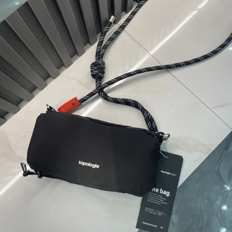 حقيبة كوب الماء الرياضية الجديدة المقاومة للماء ذات الشعبية الكبيرة هذا العام هي حقيبة وسادة تحت الإبط متعددة الاستخدامات ومميزة