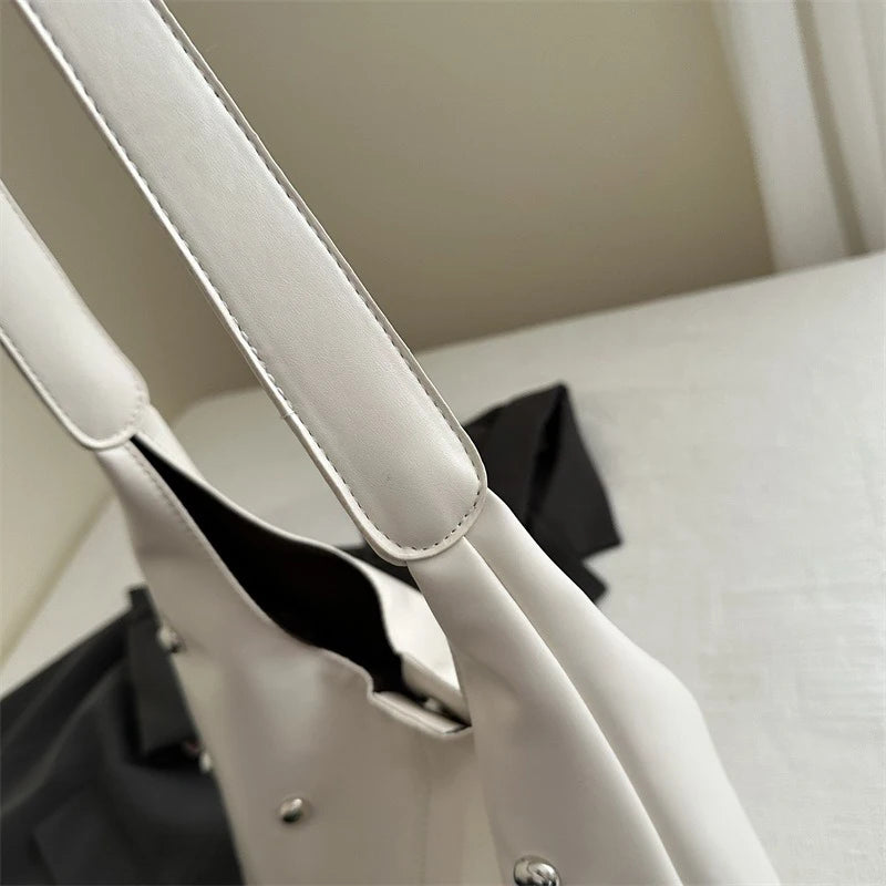 حقيبة عالية الجودة وكبيرة السعة للنساء، تصميم جديد لعام 2025، حقيبة كتف واحدة لطالبات الجامعات، تصميم مميز، حقيبة حمل عملية للتنقل